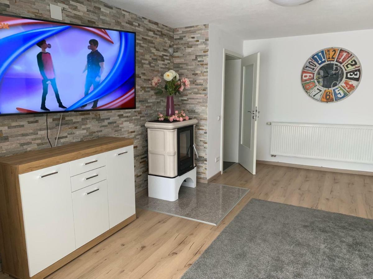 Terrassenwohnung In Estenfeld Bei Wuerzburg المظهر الخارجي الصورة