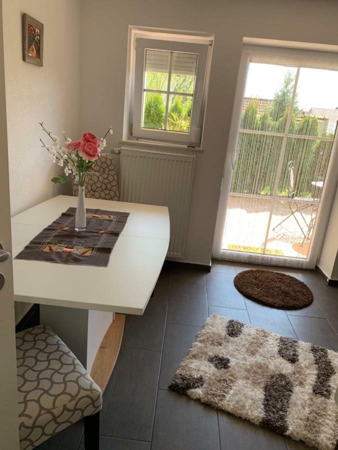 Terrassenwohnung In Estenfeld Bei Wuerzburg المظهر الخارجي الصورة